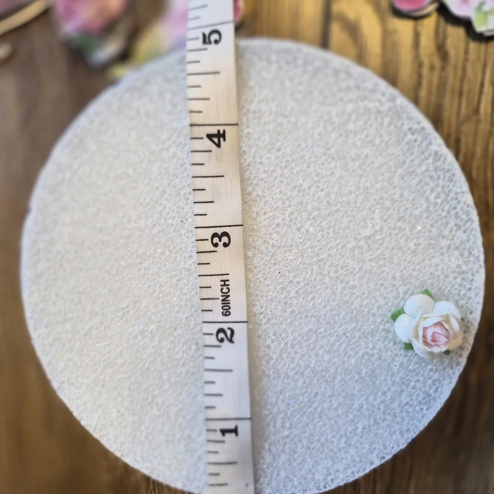 Encanto Isabela Party Decorations Letter Boxes Table Centerpieces & Cupcake Pick